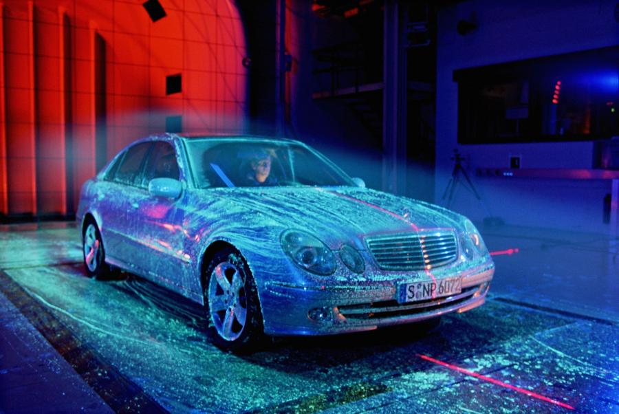  Mercedes-Benz E-Class 2002 года  (фото 216 из 448)